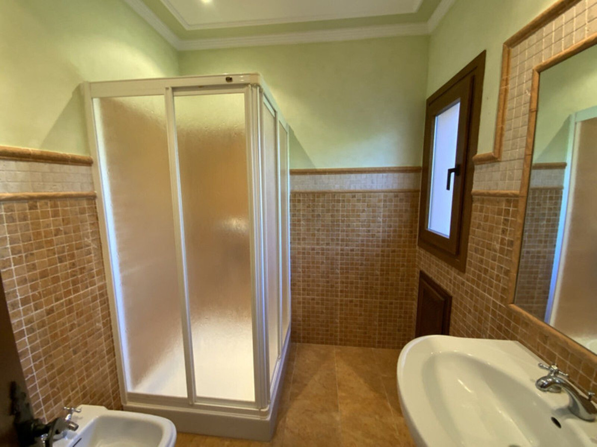 4 Bed Townhouse for sale in New Golden Mile Costa Del Sol, Málaga, Spain