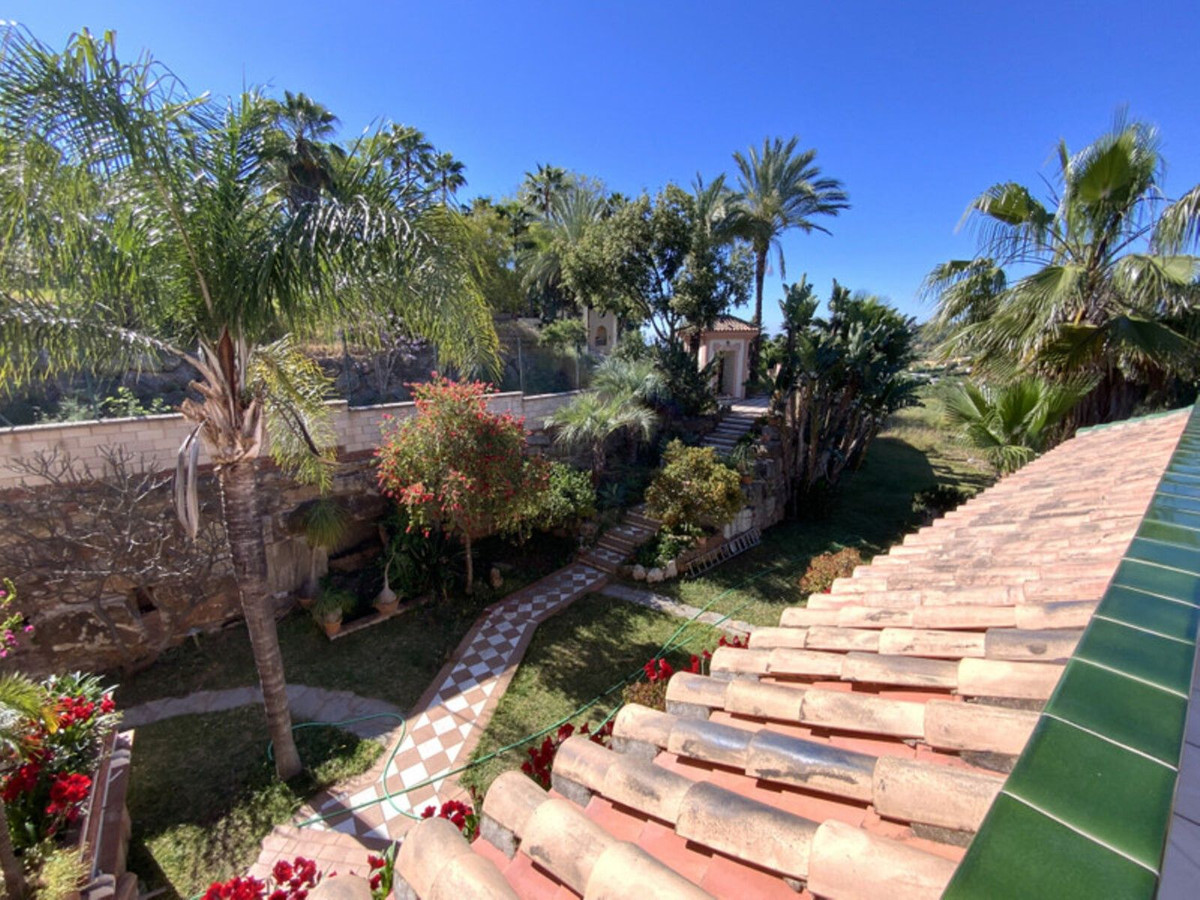 4 Bed Townhouse for sale in New Golden Mile Costa Del Sol, Málaga, Spain