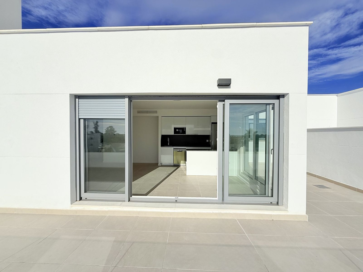 4 Bed Apartment for sale in Estepona Costa Del Sol, Málaga, Spain
