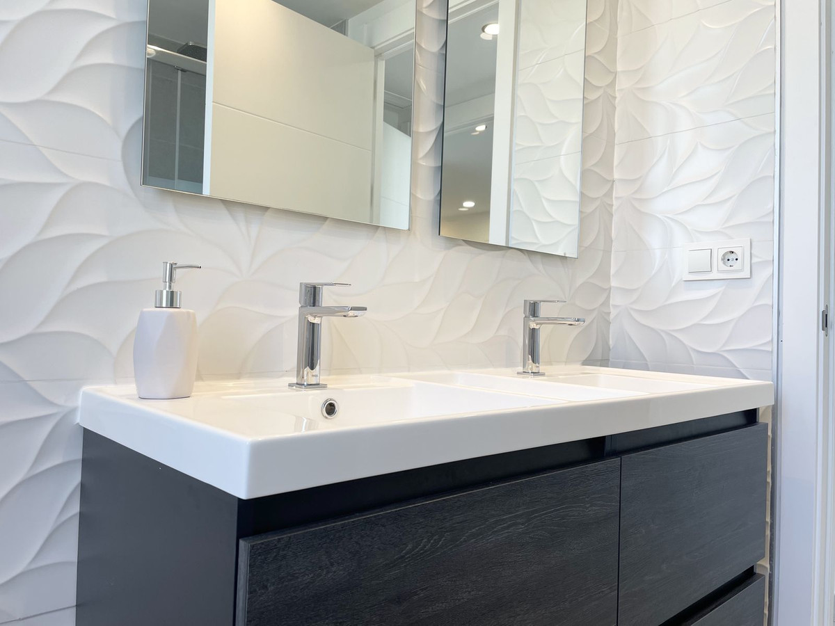 3 Bed Apartment for sale in La Cala De Mijas Costa Del Sol, Málaga, Spain