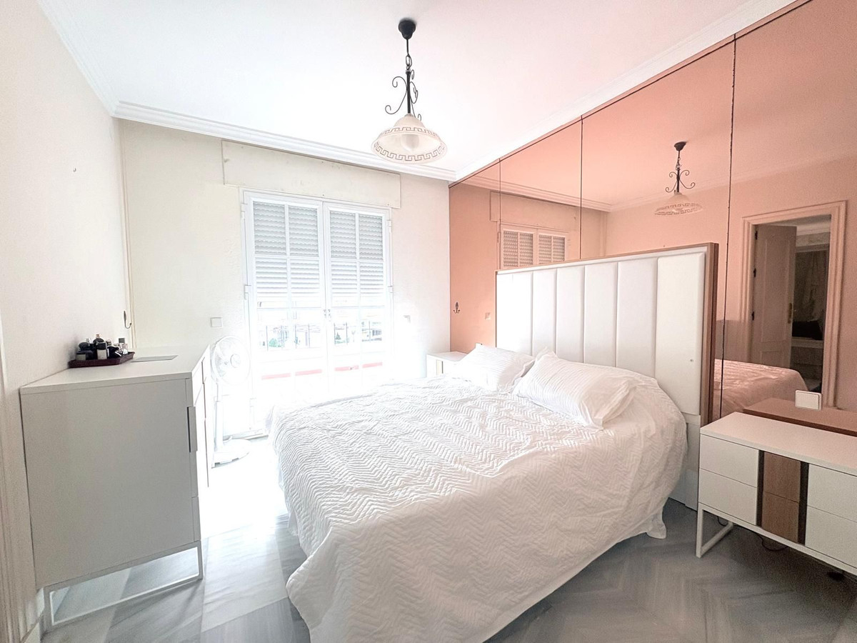 5 Bed Townhouse for sale in Cancelada Costa Del Sol, Málaga, Spain