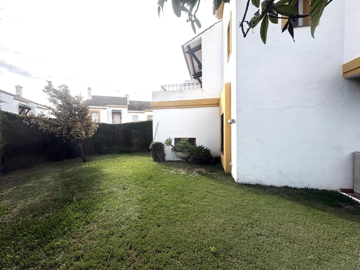 5 Bed Townhouse for sale in Cancelada Costa Del Sol, Málaga, Spain
