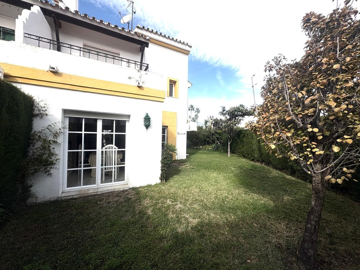 5 Bed Townhouse for sale in Cancelada Costa Del Sol, Málaga, Spain