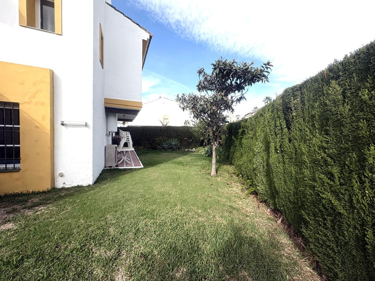 5 Bed Townhouse for sale in Cancelada Costa Del Sol, Málaga, Spain