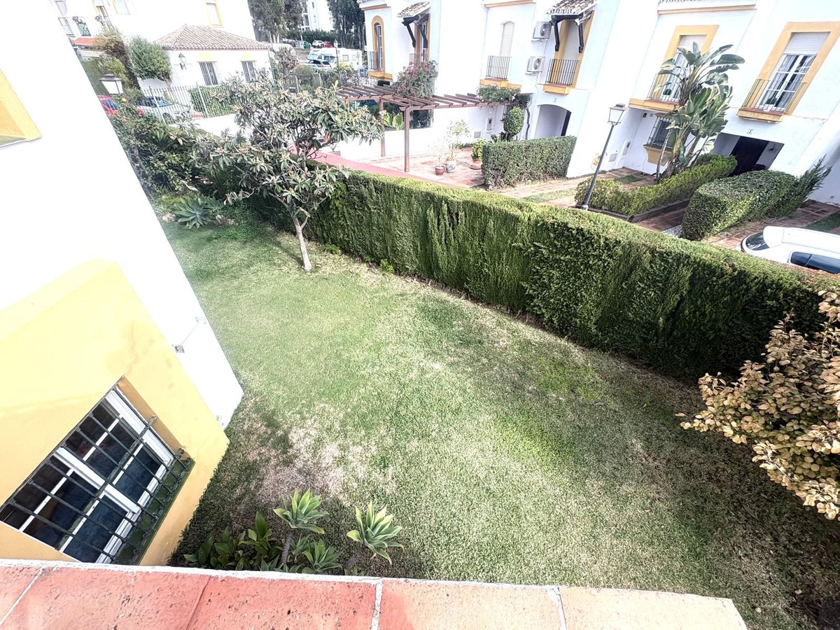 5 Bed Townhouse for sale in Cancelada Costa Del Sol, Málaga, Spain