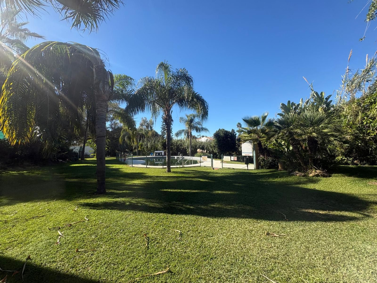 5 Bed Townhouse for sale in Cancelada Costa Del Sol, Málaga, Spain