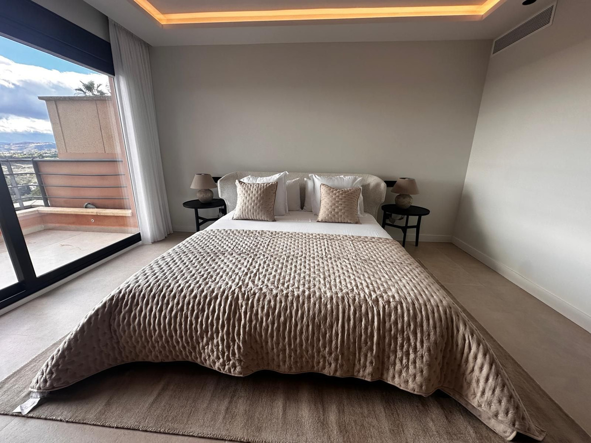 3 Bed Apartment for sale in Nueva Andalucía Costa Del Sol, Málaga, Spain