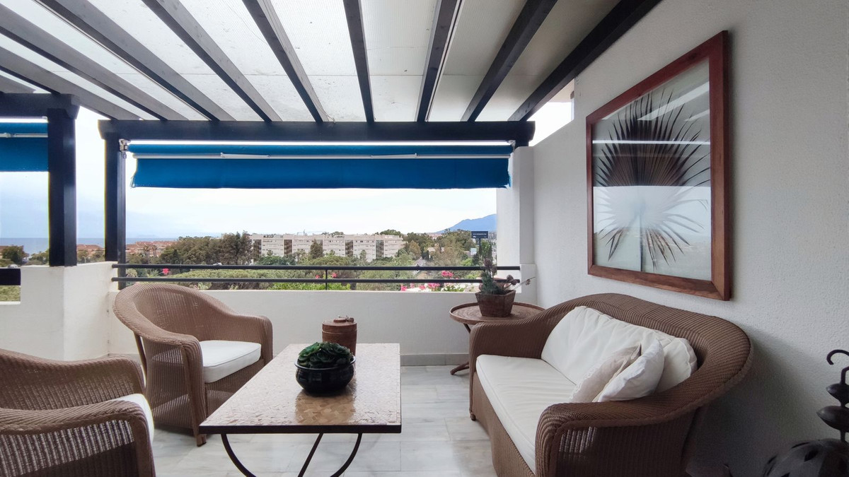 2 Bed Apartment for sale in Puerto Banús Costa Del Sol, Málaga, Spain