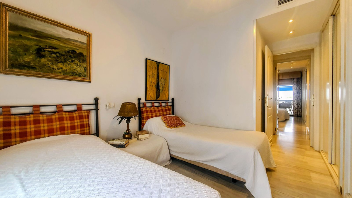 2 Bed Apartment for sale in Puerto Banús Costa Del Sol, Málaga, Spain