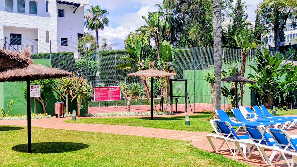 2 Bed Apartment for sale in Puerto Banús Costa Del Sol, Málaga, Spain