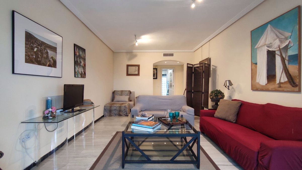 2 Bed Apartment for sale in Puerto Banús Costa Del Sol, Málaga, Spain