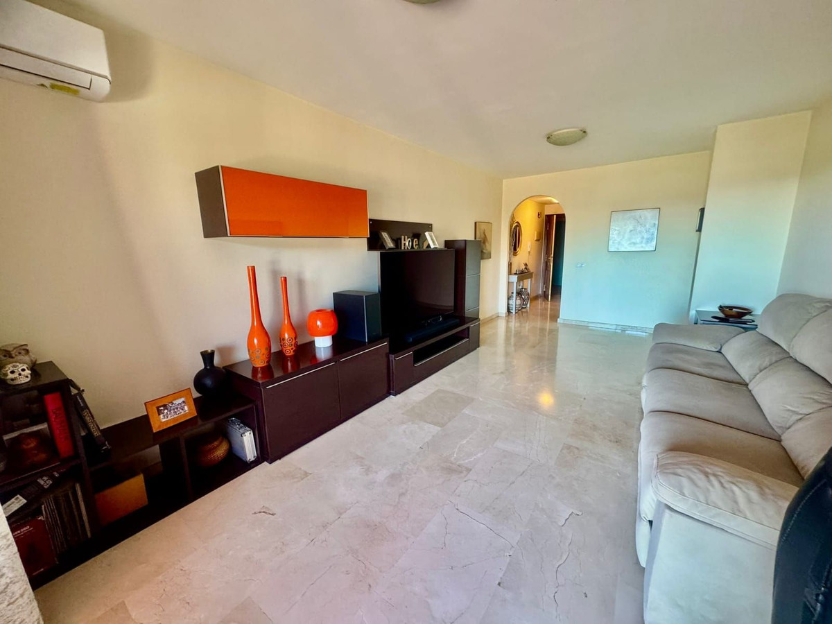 2 Bed Apartment for sale in Los Pacos Costa Del Sol, Málaga, Spain