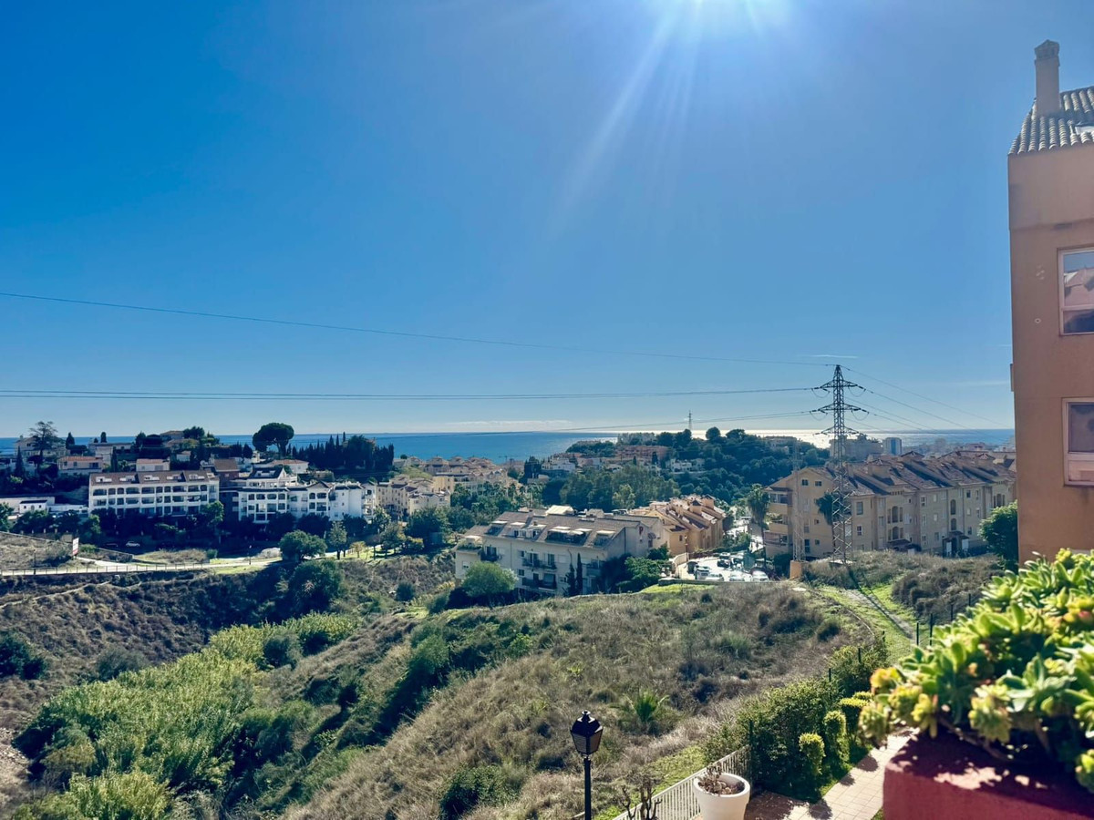 2 Bed Apartment for sale in Los Pacos Costa Del Sol, Málaga, Spain