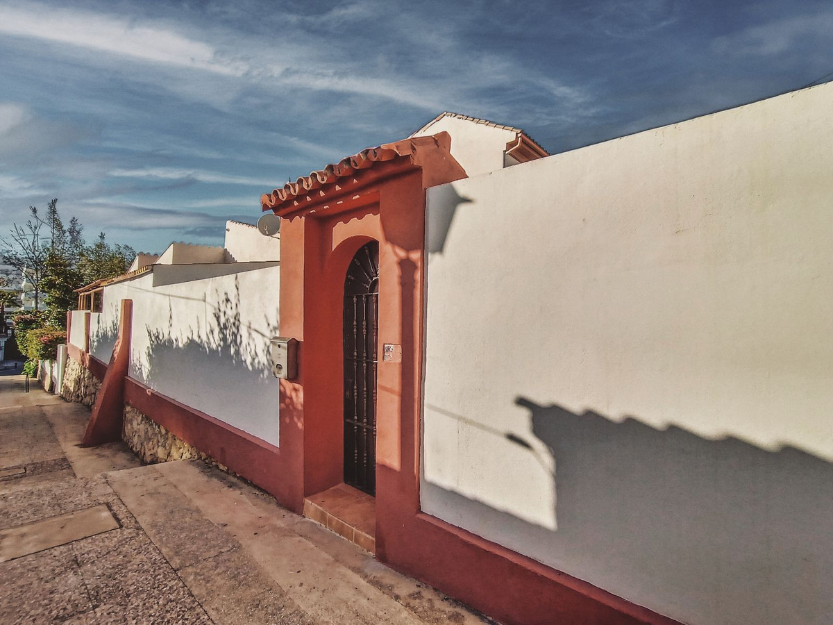 Se vende Pareada de 3 dormitorios en Costa Del Sol, Málaga, España