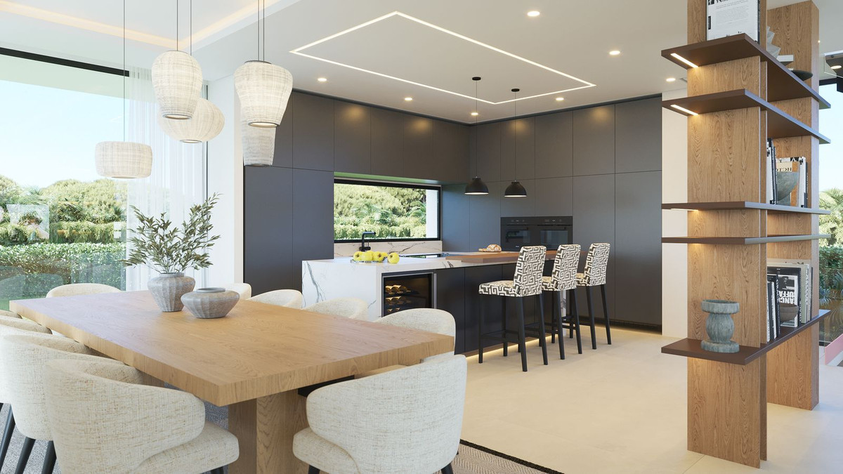 5 Bed Townhouse for sale in Cabopino Costa Del Sol, Málaga, Spain