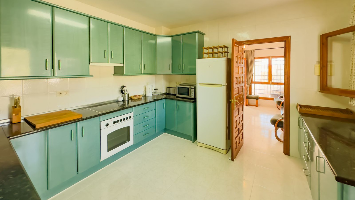 2 Bed Townhouse for sale in Almogía Costa Del Sol, Málaga, Spain