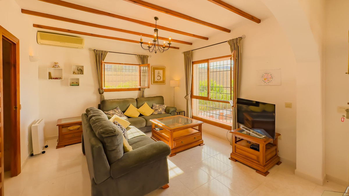2 Bed Townhouse for sale in Almogía Costa Del Sol, Málaga, Spain