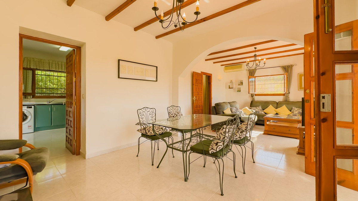 2 Bed Townhouse for sale in Almogía Costa Del Sol, Málaga, Spain