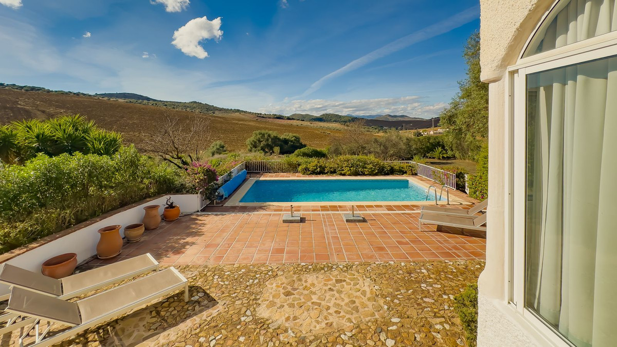 2 Bed Townhouse for sale in Almogía Costa Del Sol, Málaga, Spain