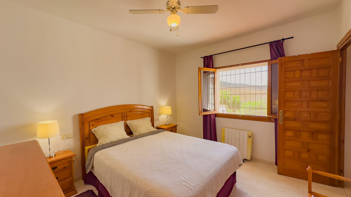 2 Bed Townhouse for sale in Almogía Costa Del Sol, Málaga, Spain