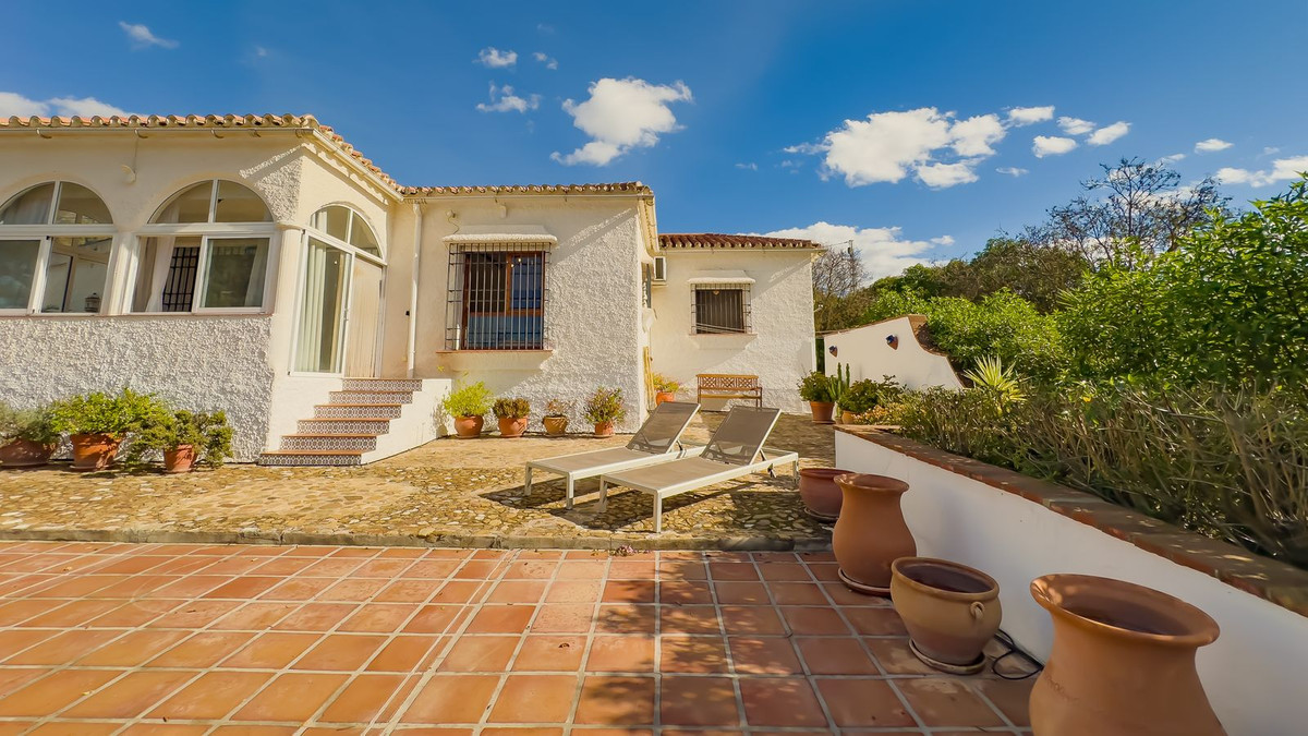 2 Bed Townhouse for sale in Almogía Costa Del Sol, Málaga, Spain