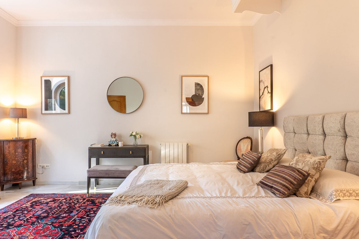 Se vende Villa - Chalet de 5 dormitorios en Costa Del Sol, Málaga, España