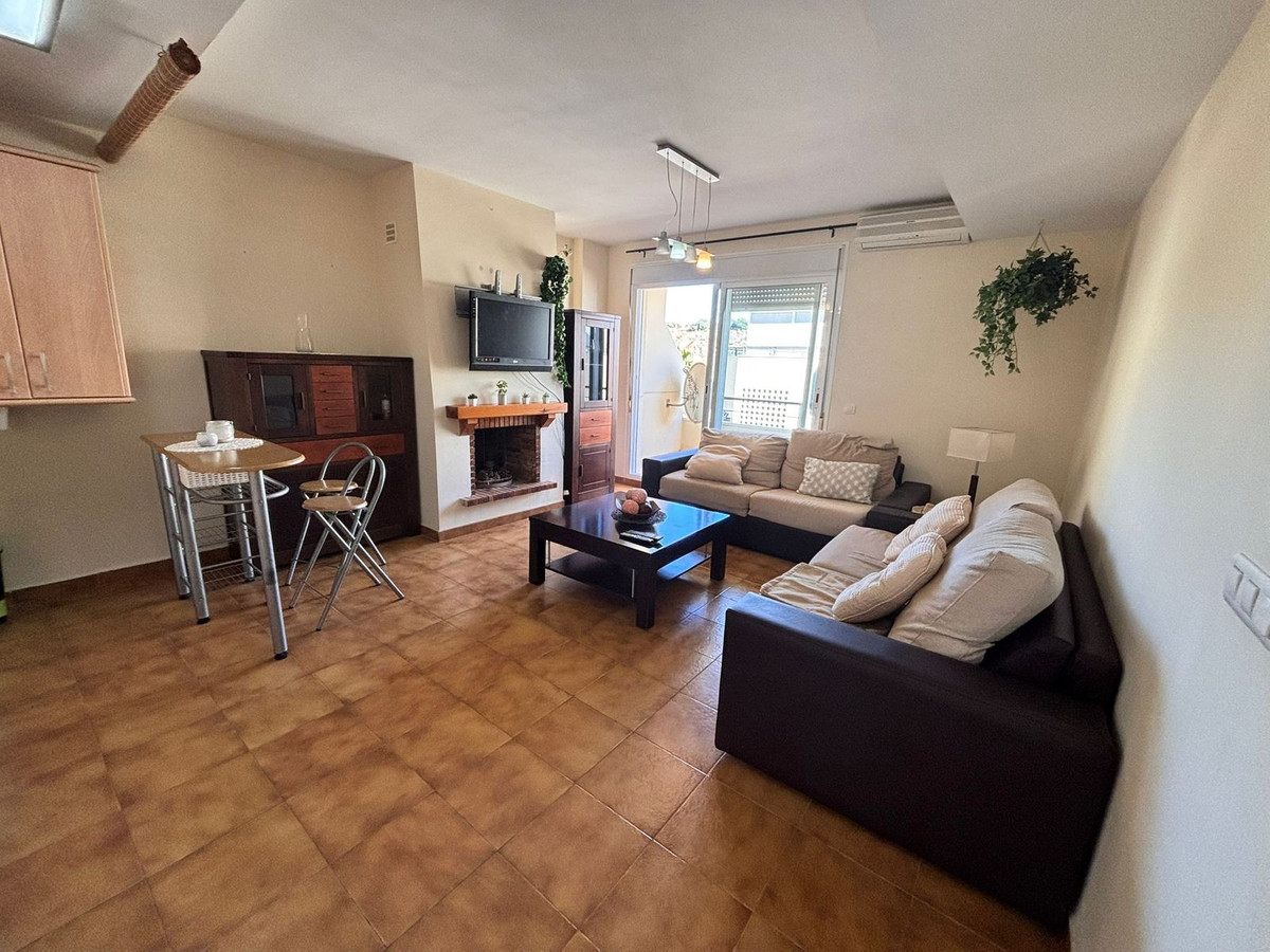 1 Bed Apartment for sale in Calahonda Costa Del Sol, Málaga, Spain