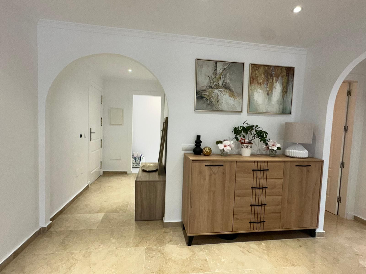 2 Bed Apartment for sale in The Golden Mile Costa Del Sol, Málaga, Spain