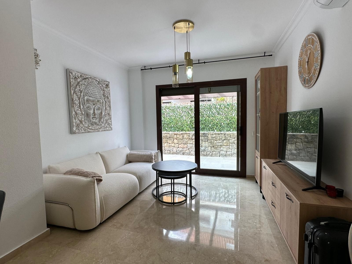 2 Bed Apartment for sale in The Golden Mile Costa Del Sol, Málaga, Spain