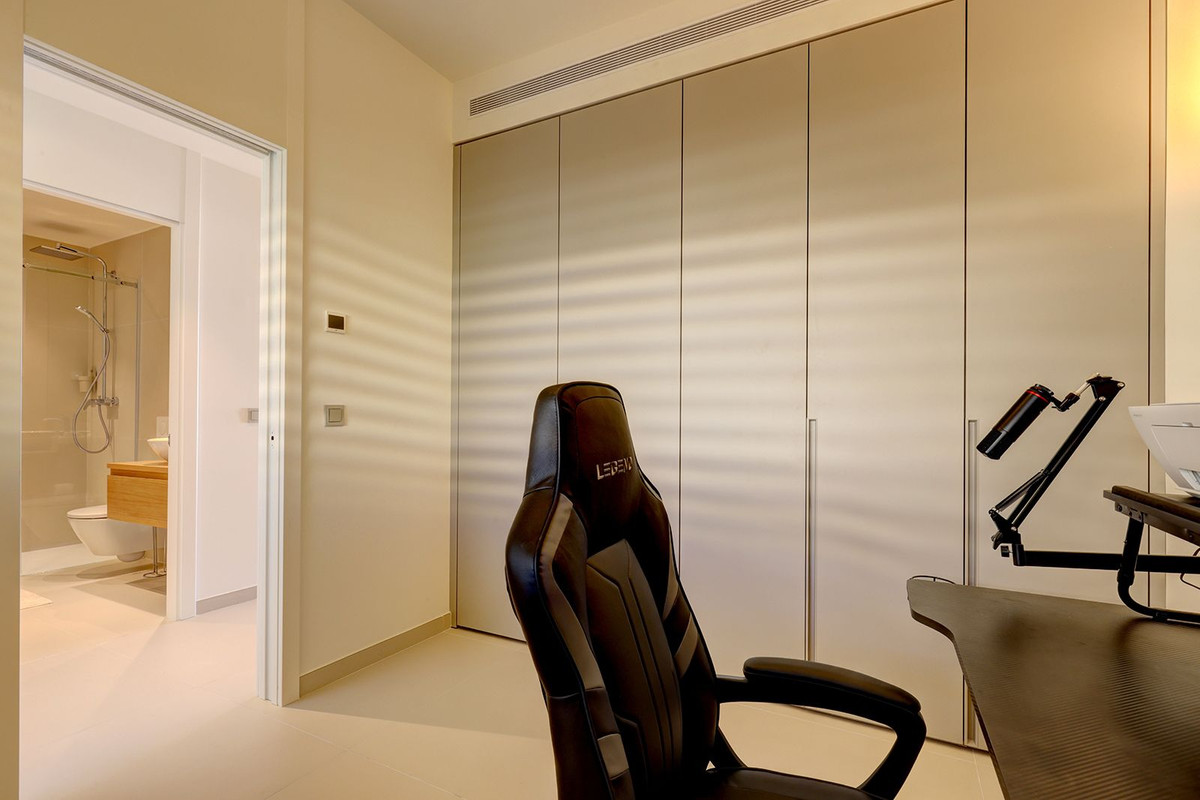 2 Bed Apartment for sale in Higueron Costa Del Sol, Málaga, Spain