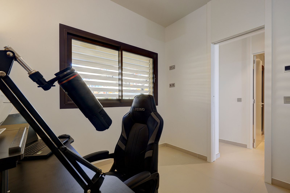 2 Bed Apartment for sale in Higueron Costa Del Sol, Málaga, Spain