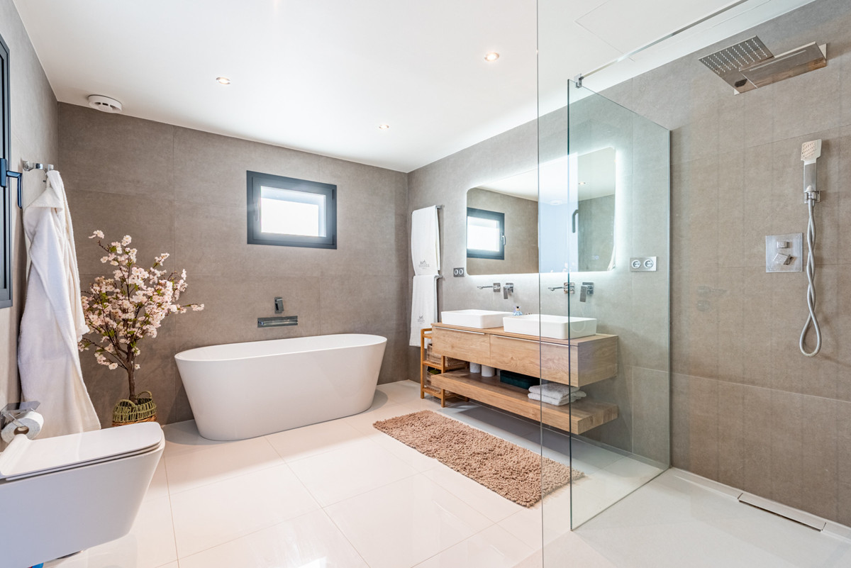 4 Bed Townhouse for sale in La Cala Golf Costa Del Sol, Málaga, Spain
