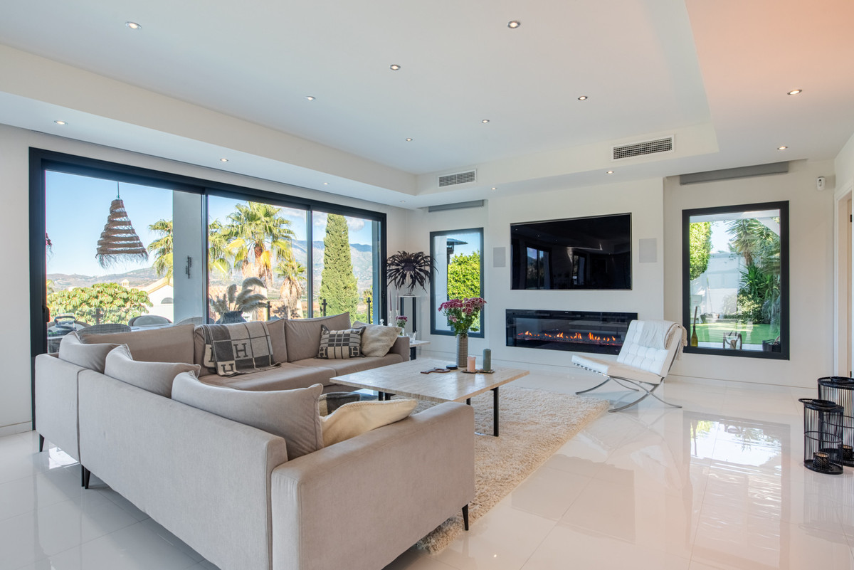 4 Bed Townhouse for sale in La Cala Golf Costa Del Sol, Málaga, Spain