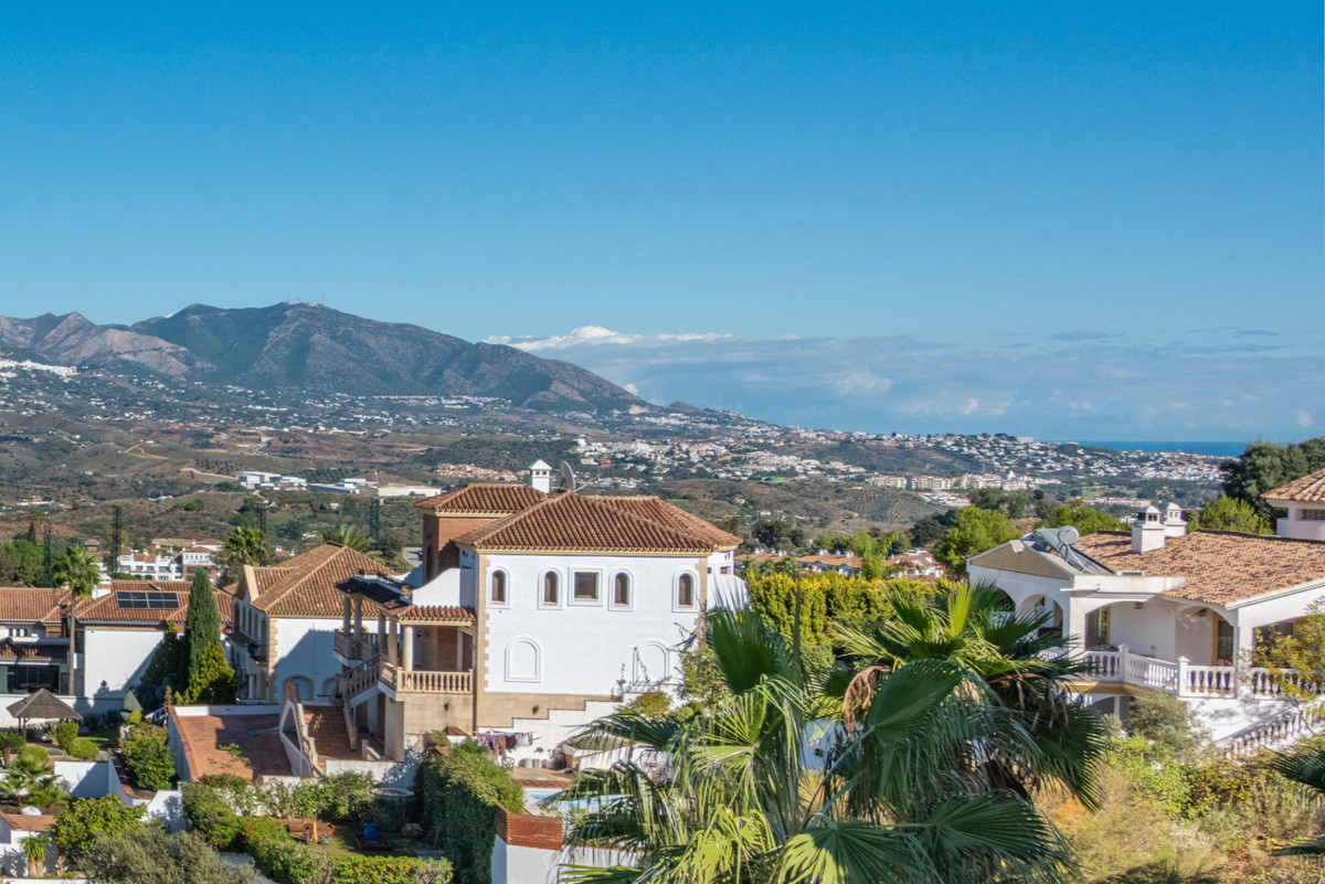 4 Bed Townhouse for sale in La Cala Golf Costa Del Sol, Málaga, Spain
