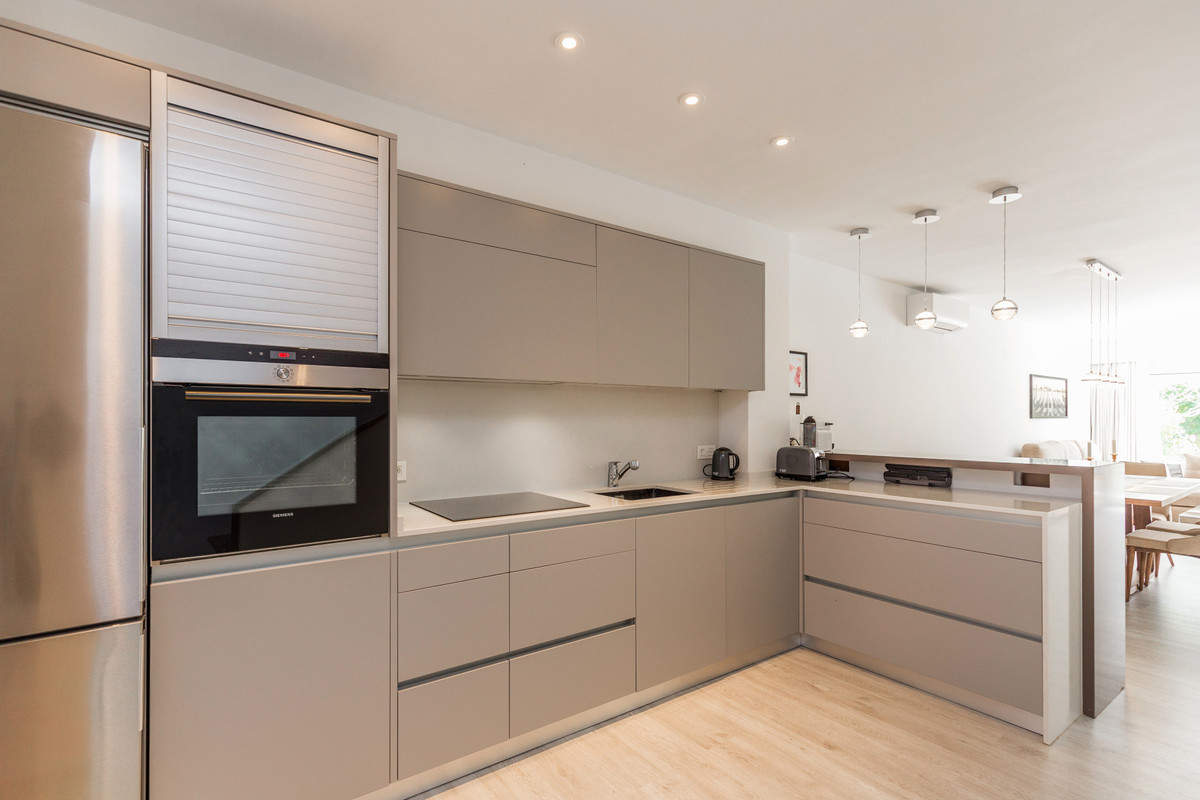 2 Bed Townhouse for sale in Nueva Andalucía Costa Del Sol, Málaga, Spain