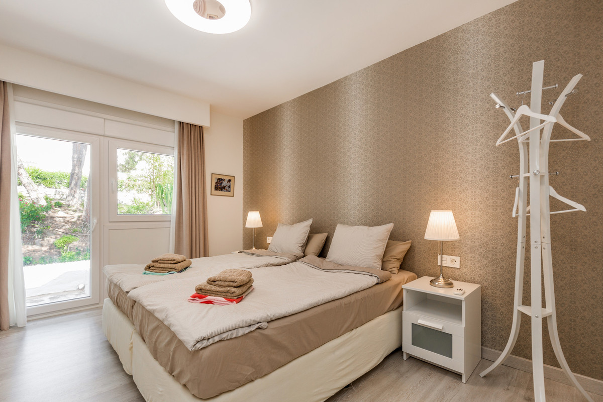 2 Bed Townhouse for sale in Nueva Andalucía Costa Del Sol, Málaga, Spain