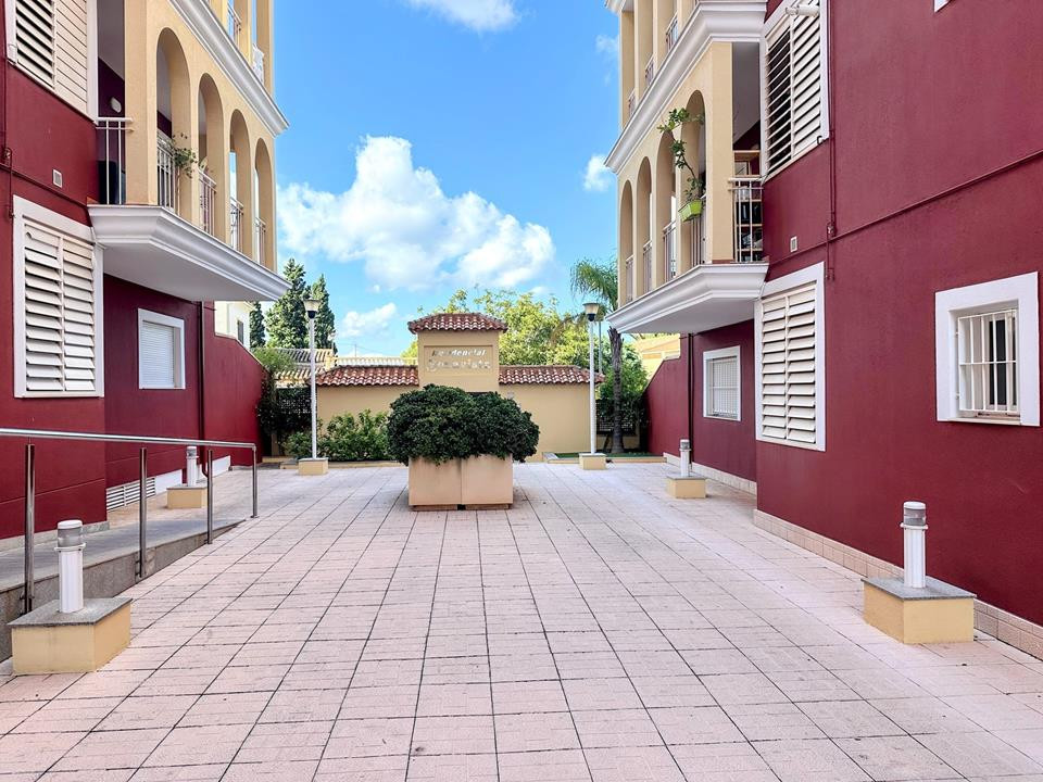 2 Bed Apartment for sale in Pedreguer Costa Blanca, Alicante, Spain