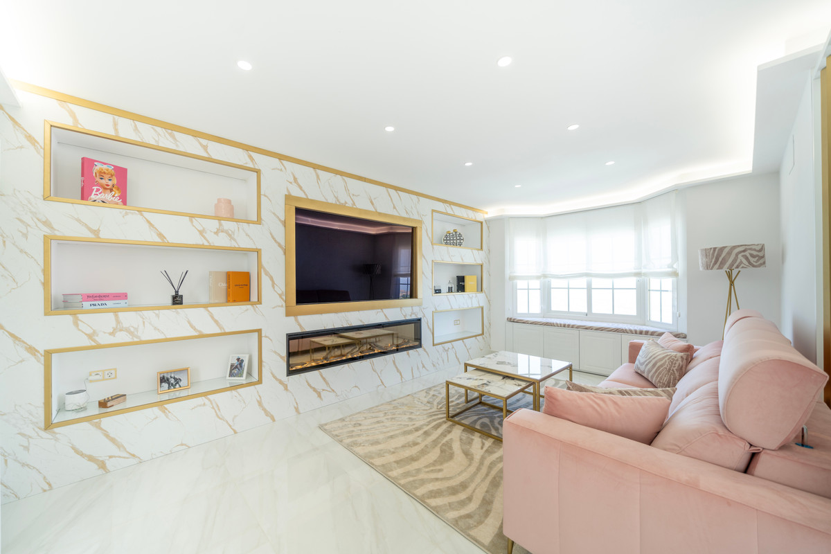 4 Bed Townhouse for sale in La Mairena Costa Del Sol, Málaga, Spain