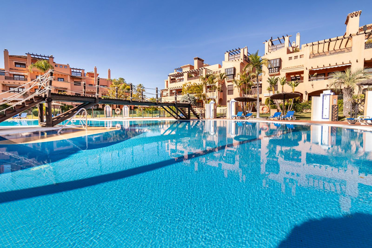 4 Bed Apartment for sale in Hacienda Del Sol Costa Del Sol, Málaga, Spain