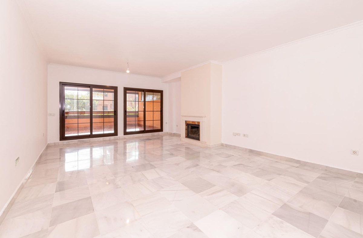 4 Bed Apartment for sale in Hacienda Del Sol Costa Del Sol, Málaga, Spain