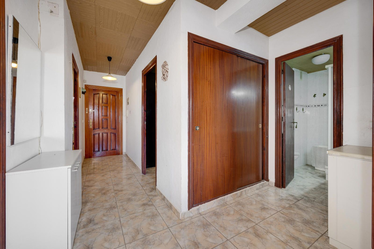 Se vende Apartamento Planta Media de 2 dormitorios en Costa Blanca, Alicante, España