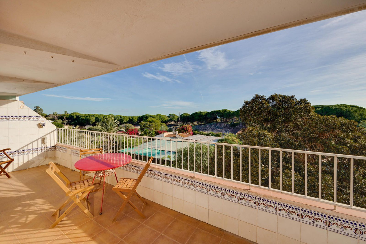 Se vende Apartamento Planta Media de 2 dormitorios en Costa Blanca, Alicante, España