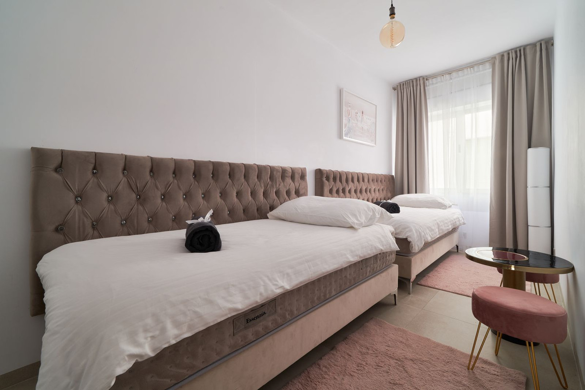 3 Bed Apartment for sale in Marbella Costa Del Sol, Málaga, Spain