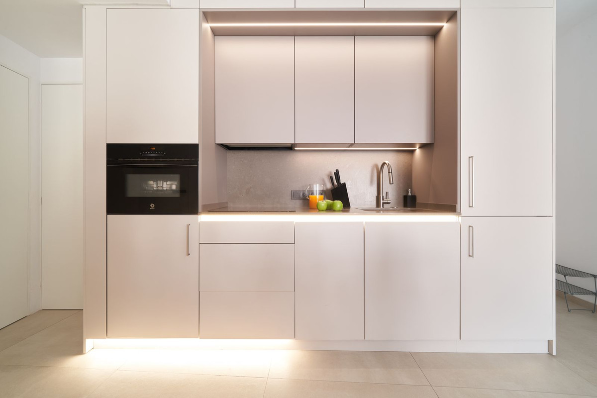 3 Bed Apartment for sale in Marbella Costa Del Sol, Málaga, Spain