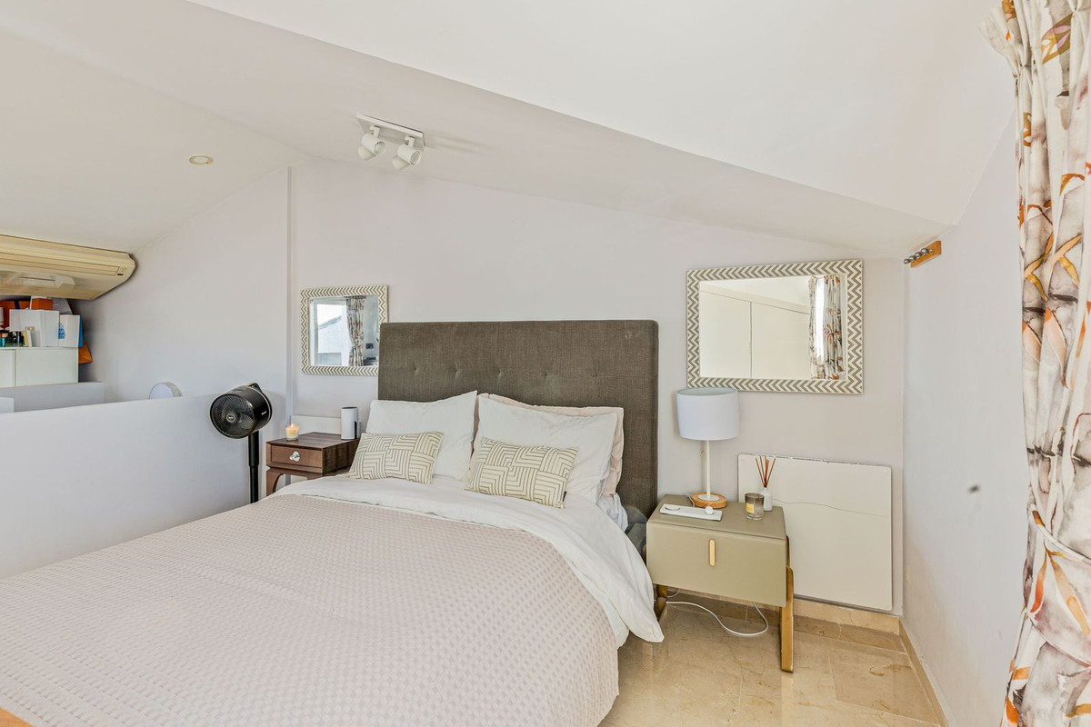 Se vende Adosada de 5 dormitorios en Costa Del Sol, Málaga, España