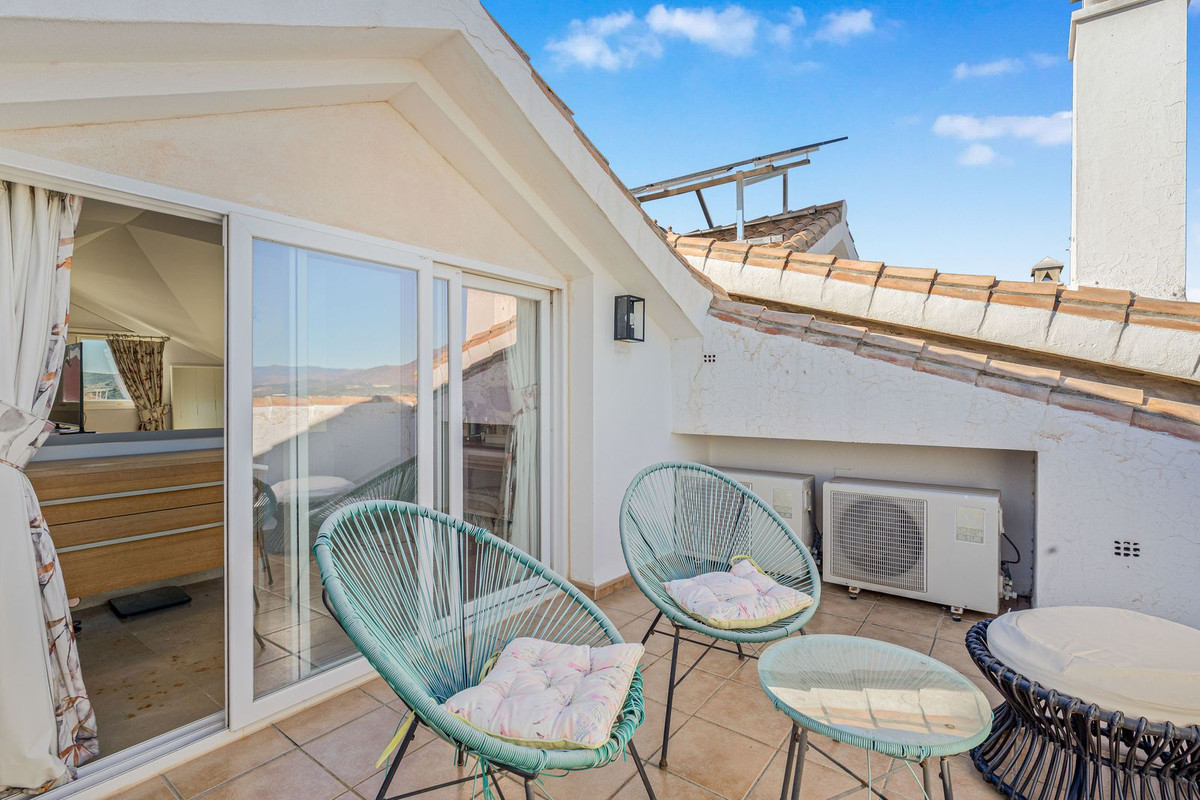 Se vende Adosada de 5 dormitorios en Costa Del Sol, Málaga, España