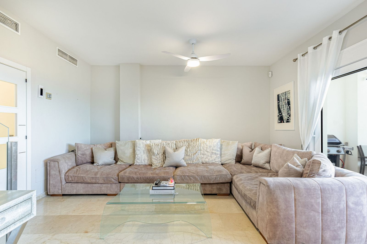 Se vende Adosada de 5 dormitorios en Costa Del Sol, Málaga, España