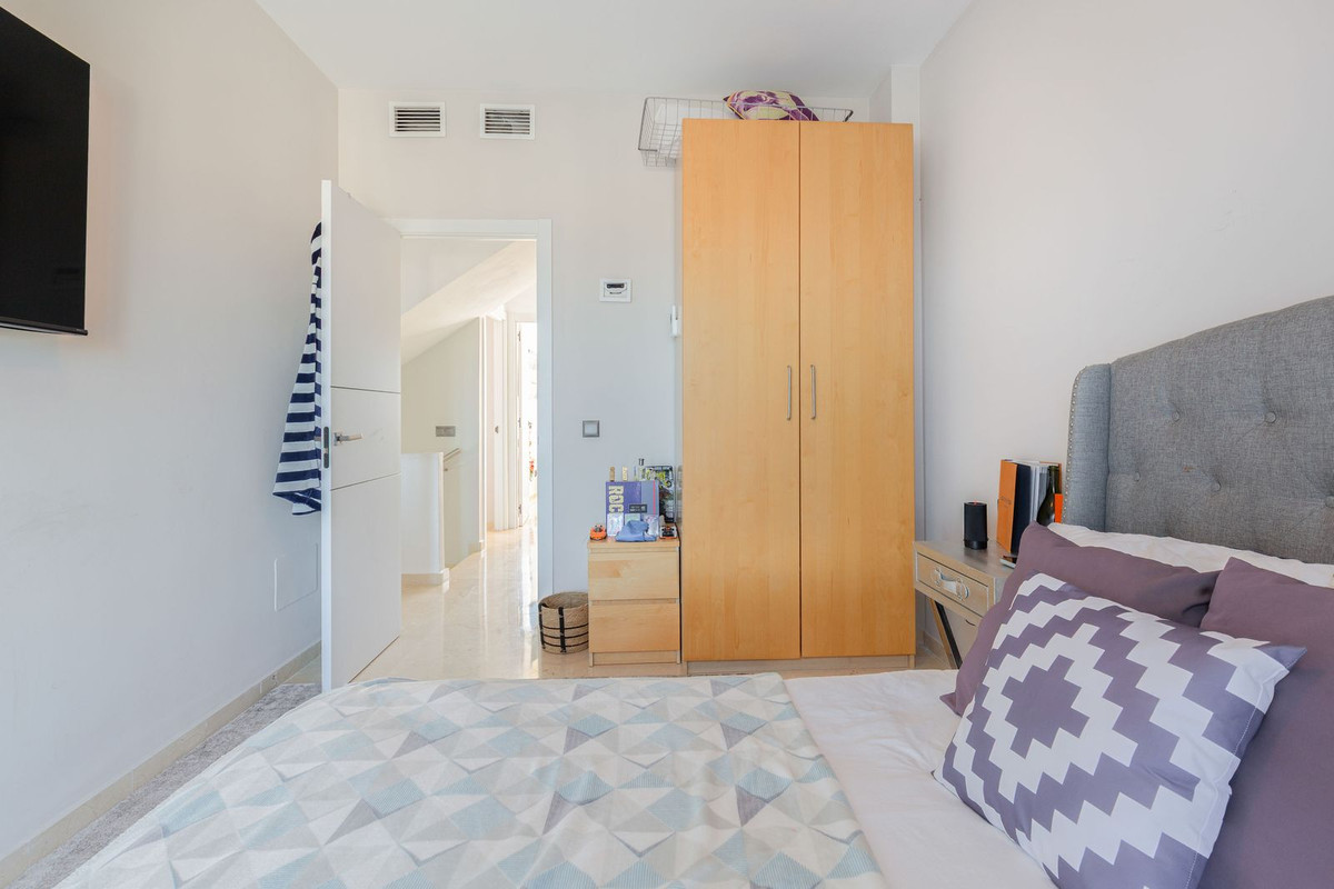Se vende Adosada de 5 dormitorios en Costa Del Sol, Málaga, España