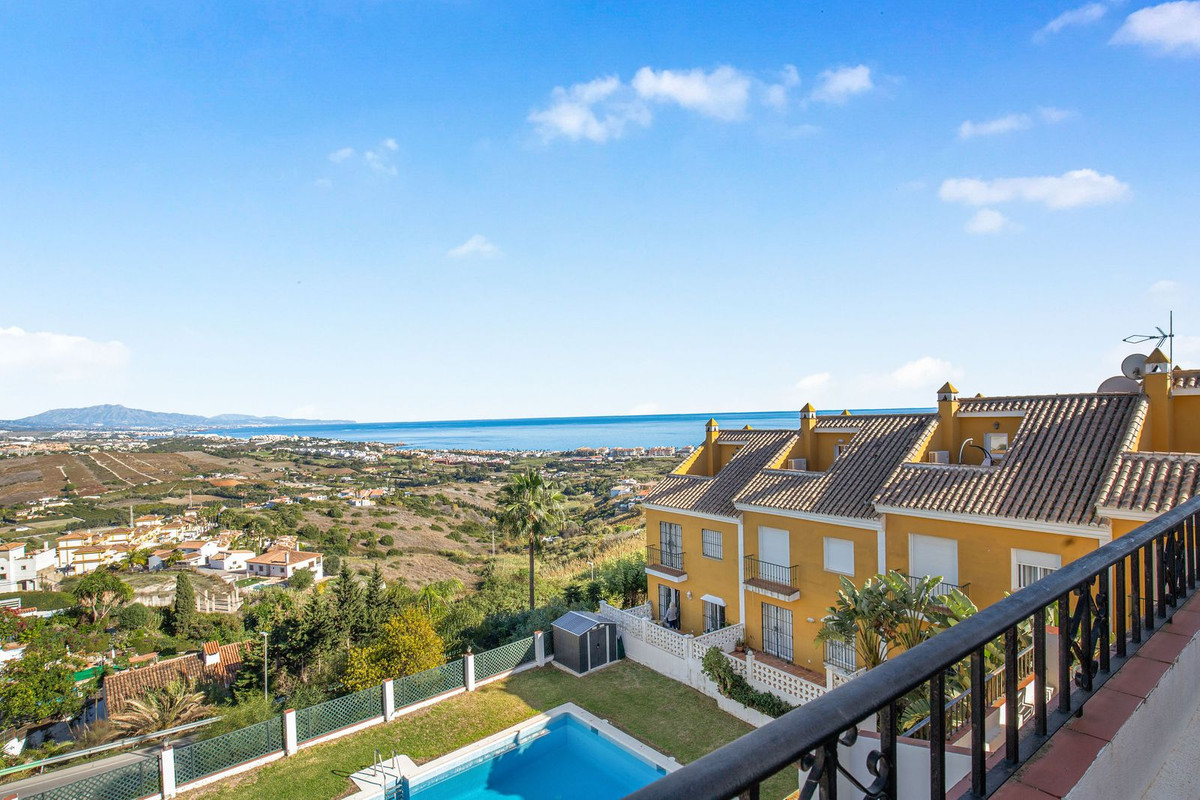 Se vende Adosada de 5 dormitorios en Costa Del Sol, Málaga, España