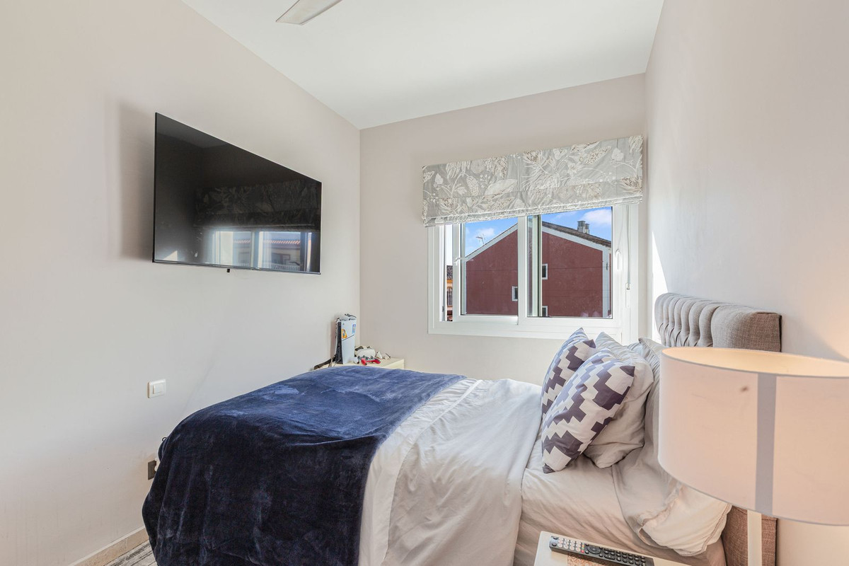 Se vende Adosada de 5 dormitorios en Costa Del Sol, Málaga, España
